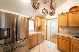 72 Cranberry St, Central Islip, NY 11722 - Photo 3