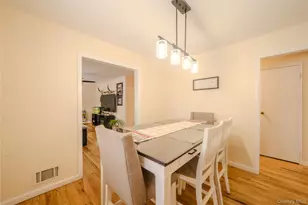 72 Cranberry St, Central Islip, NY 11722 - Photo 9