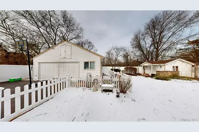 6 Bea Street, Lake Grove, NY 11755 - Photo 43