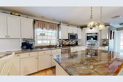 6 Bea Street, Lake Grove, NY 11755 - Photo 9