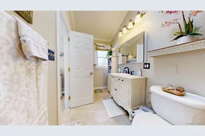 6 Bea Street, Lake Grove, NY 11755 - Photo 35