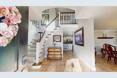 6 Bea Street, Lake Grove, NY 11755 - Photo 3