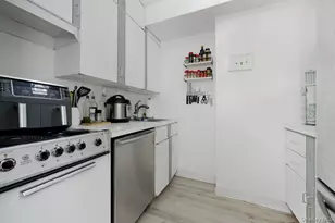 2 Richmond Rd, Long Beach, NY 11561 - Photo 7