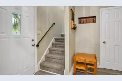 3 Altamont Avenue, Sea Cliff, NY 11579 - Photo 5