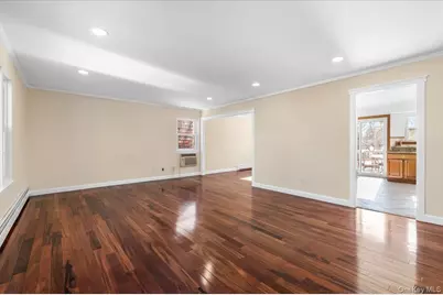 20 Alex Lane #1, Glen Cove, NY 11542 - Photo 3