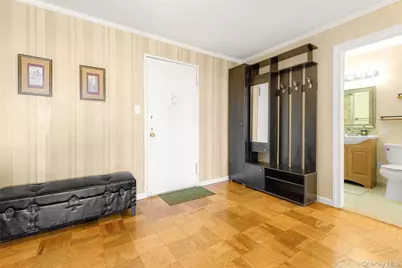 61-20 Grand Central Parkway #A804, Forest Hills, NY 11375 - Photo 3