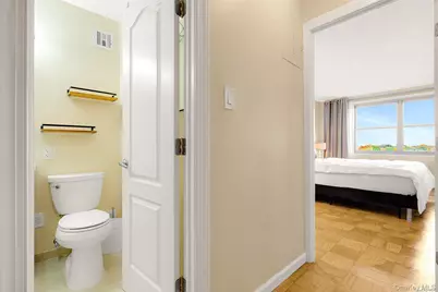 61-20 Grand Central Parkway #A804, Forest Hills, NY 11375 - Photo 17