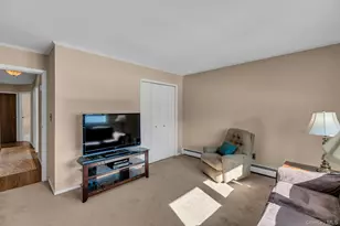 238 Loop Dr, Sayville, NY 11782 - Photo 17