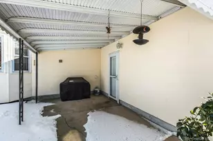 238 Loop Dr, Sayville, NY 11782 - Photo 19