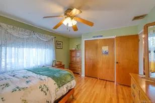 205 Beach Dr, Mahopac, NY 10541 - Photo 17