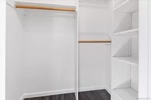 20 Alex Ln, Glen Cove, NY 11542 - Photo 17