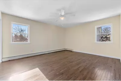 20 Alex Lane #2, Glen Cove, NY 11542 - Photo 15