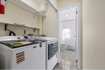 20 Alex Lane #2, Glen Cove, NY 11542 - Photo 19