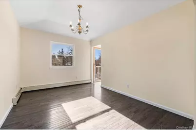 20 Alex Lane #2, Glen Cove, NY 11542 - Photo 7