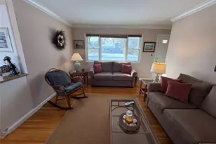 17 Whiting Rd, East Quogue, NY 11942 - Photo 17