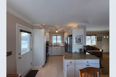 17 Whiting Road, East Quogue, NY 11942 - Photo 15