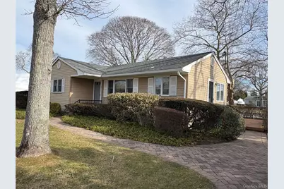 17 Whiting Road, East Quogue, NY 11942 - Photo 9