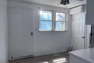 439 Newbridge Rd, East Meadow, NY 11554 - Photo 7