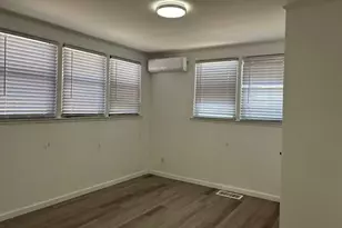 439 Newbridge Rd, East Meadow, NY 11554 - Photo 5