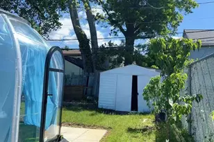 439 Newbridge Rd, East Meadow, NY 11554 - Photo 15