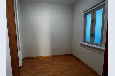 516 Woodward Avenue, Ridgewood, NY 11385 - Photo 9