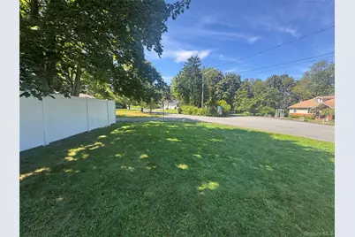 83 Lake Region Boulevard, Monroe, NY 10950 - Photo 31