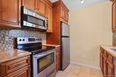 120H Columbia Court, Yorktown Heights, NY 10598 - Photo 3