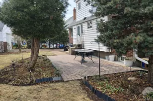 1762 Broadway, New Hyde Park, NY 11040 - Photo 21