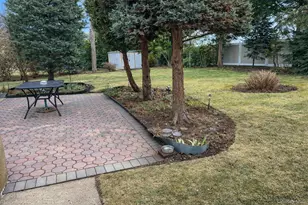 1762 Broadway, New Hyde Park, NY 11040 - Photo 23