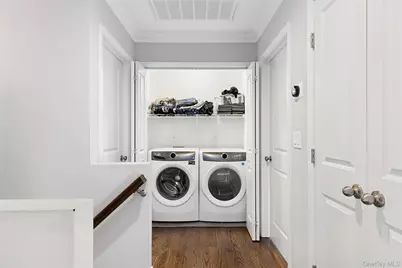 3 Lincoln Avenue, Manorville, NY 11949 - Photo 13