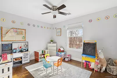 3 Lincoln Avenue, Manorville, NY 11949 - Photo 15