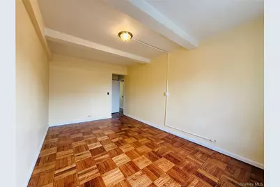 1576 Unionport Road #5F, Bronx, NY 10462 - Photo 11