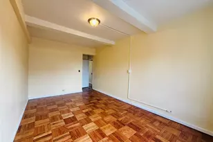 1576 Unionport Rd, Bronx, NY 10462 - Photo 11