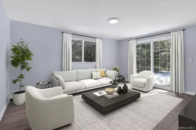 6 Anne Drive, Selden, NY 11784 - Photo 5