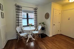 313 Main St, Roslyn, NY 11576 - Photo 5