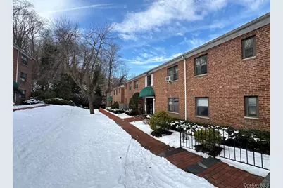 313 Main Street #B, Roslyn, NY 11576 - Photo 1