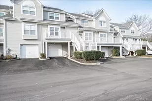 249 Windward Dr, Port Jefferson, NY 11777 - Photo 5