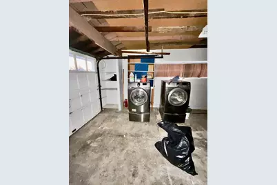 107 Ball Park Lane, Hicksville, NY 11801 - Photo 23