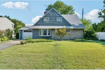 107 Ball Park Lane, Hicksville, NY 11801 - Photo 1