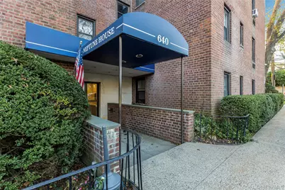 640 Pelham Road #4G, New Rochelle, NY 10805 - Photo 3