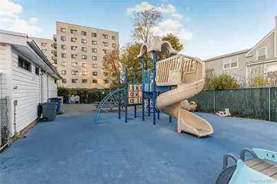 640 Pelham Road #4G, New Rochelle, NY 10805 - Photo 23