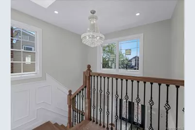 918 N 6th Street, New Hyde Park, NY 11040 - Photo 13