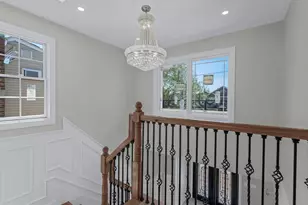 918 N 6th St, New Hyde Park, NY 11040 - Photo 13