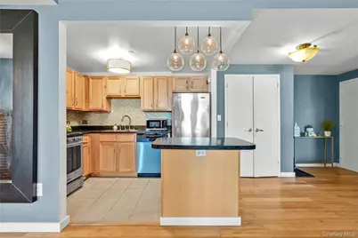 3044 3rd Avenue #5G, Bronx, NY 10451 - Photo 9