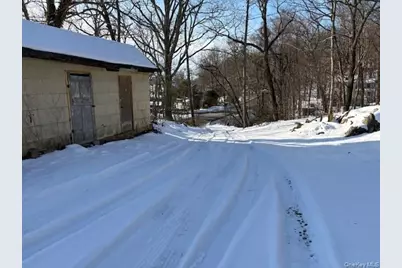 165 Jersey Avenue, Greenwood Lake, NY 10925 - Photo 3