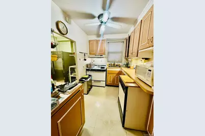 97-10 62 Drive #4J, Rego Park, NY 11374 - Photo 5