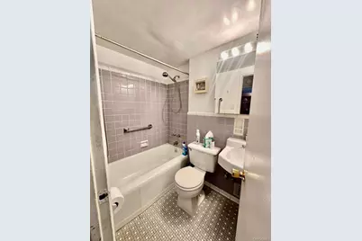 97-10 62 Drive #4J, Rego Park, NY 11374 - Photo 7