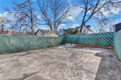 2327 Mott Avenue, Far Rockaway, NY 11691 - Photo 27