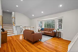 1079 Weaver St, New Rochelle, NY 10804 - Photo 7