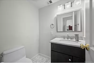 1079 Weaver Street, New Rochelle, NY 10804 - Photo 5